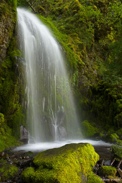 MT-20070508-163211-0088-Oregon-Columbia-Gorge-Lancaster-Falls.jpg